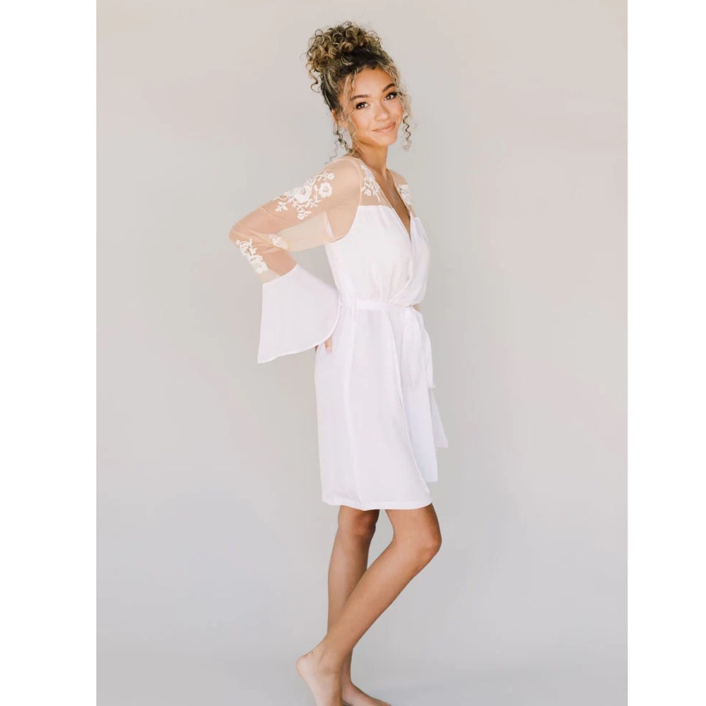 Robed with Love - HILDY ROBE- WHITE